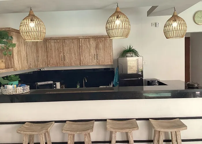 Lima * Seminyak