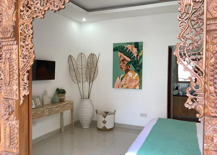 Lima * Seminyak