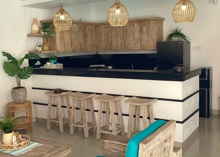 Lima Villa Seminyak
