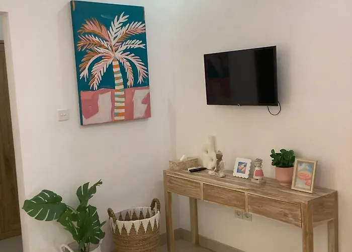 Lima * Seminyak
