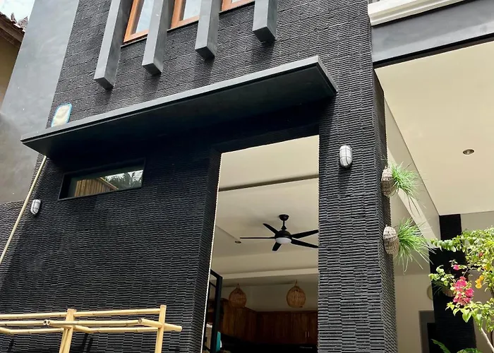 Lima Villa *